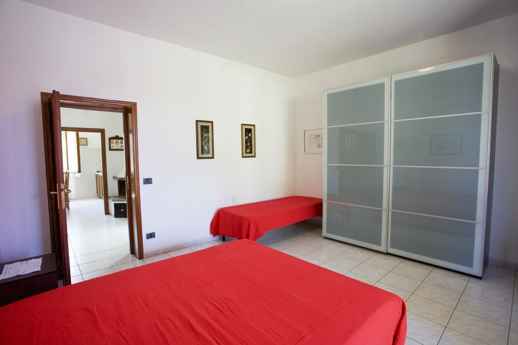 Villa Leo Портоферайо Стая снимка