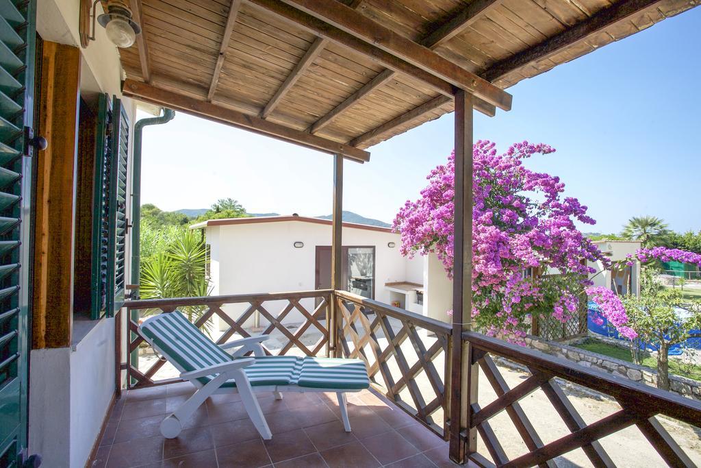 Villa Leo Портоферайо Стая снимка