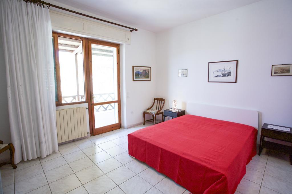 Villa Leo Портоферайо Стая снимка