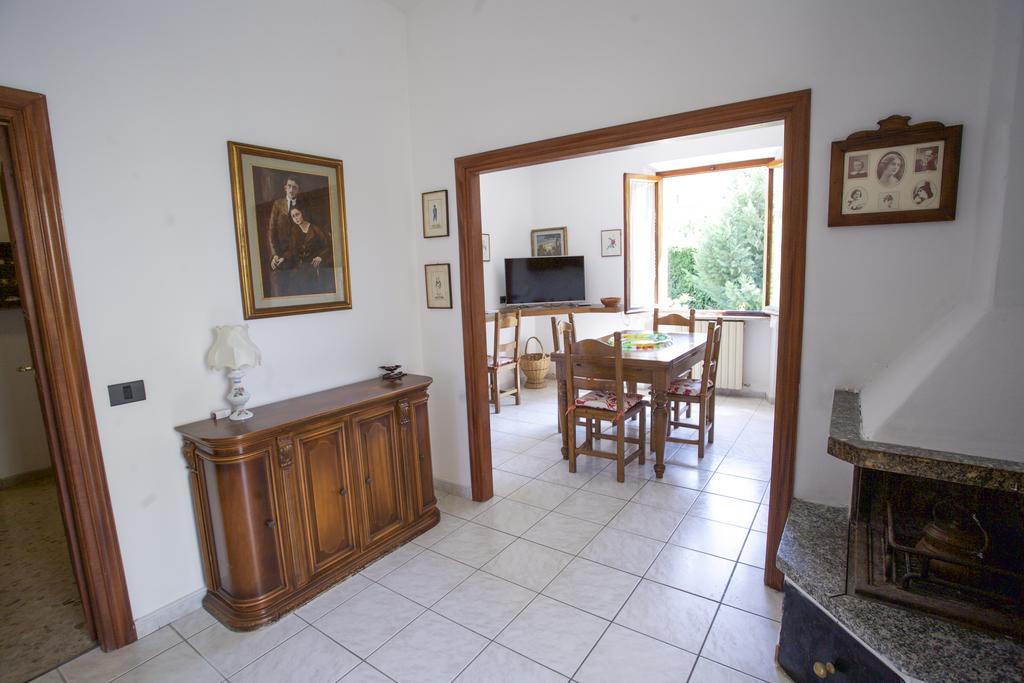 Villa Leo Портоферайо Стая снимка